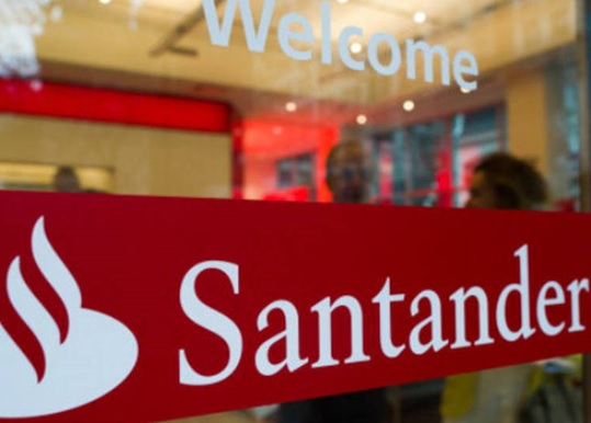 SANTANDER: TRABALHADORES DO GRUPO DE RISCO DEVEM FICAR EM CASA img