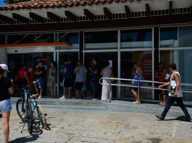 SINDICATO COBRA FENABAN SOBRE AMPLIAÇÃO DO HORÁRIO DE ATENDIMENTO DAS AGÊNCIAS img